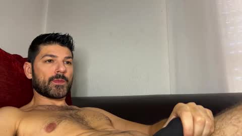 Lucenzo  online show from 11-18-25, 09:03