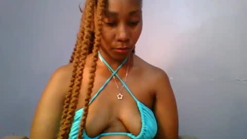Maggie online show from 02-04-25, 01:06