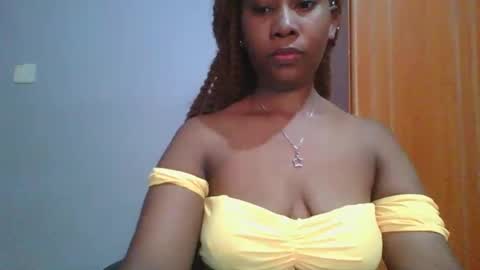 Maggie online show from 02-10-25, 04:08