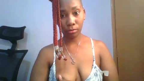 Maggie online show from 02-17-25, 07:47