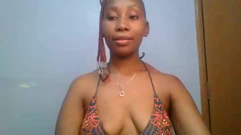 Maggie online show from 02-19-25, 10:23