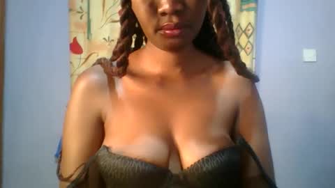Snapshot of sexie_love chatting on 10-11-25, 09:57 Nancy online show from 10-11-25, 09:57