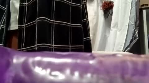 Snapshot of sexiiyellowboii87 chatting on 09-09-25, 06:46 sexiiyellowboii87 online show from 09-09-25, 06:46