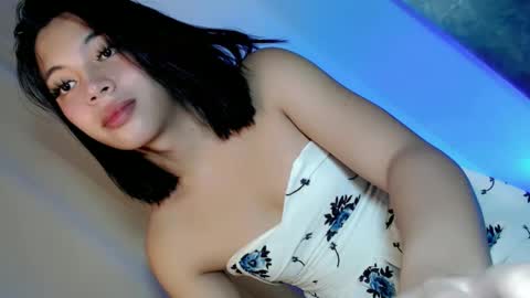 Snapshot of sexlovergirl_soffy chatting on 03-06-25, 11:09 call me sofia online show from 03-06-25, 11:09