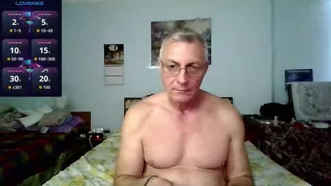 Snapshot of sexmen181166 chatting on 11-08-25, 01:11 sexmen181166 online show from 11-08-25, 01:11