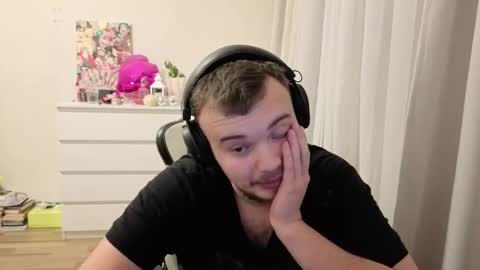 My name is Mia whats yours online show from 12-01-25, 01:49