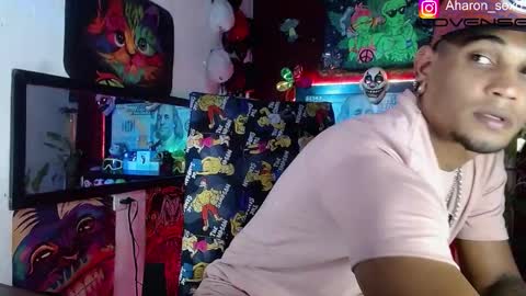 Snapshot of sexo_aharon chatting on 11-16-25, 05:57 Aharon ravelo online show from 11-16-25, 05:57