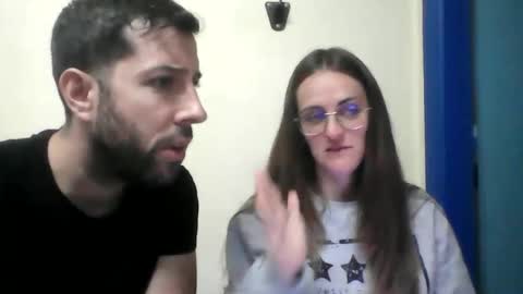 sexopareja332023 online show from 11-05-25, 12:49