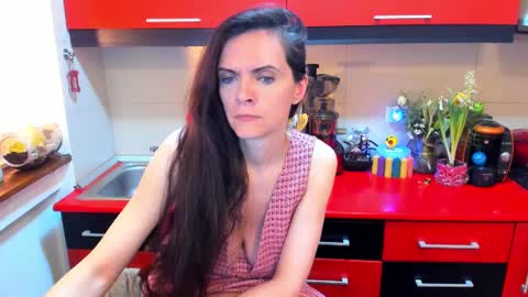 Snapshot of sexqueen1111 chatting on 02-10-25, 05:58 sexqueen1111 online show from 02-10-25, 05:58