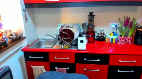 Snapshot of sexqueen1111 chatting on 02-24-25, 01:35 sexqueen1111 online show from 02-24-25, 01:35