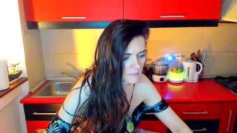 Snapshot of sexqueen1111 chatting on 10-03-25, 05:26 sexqueen1111 online show from 10-03-25, 05:26