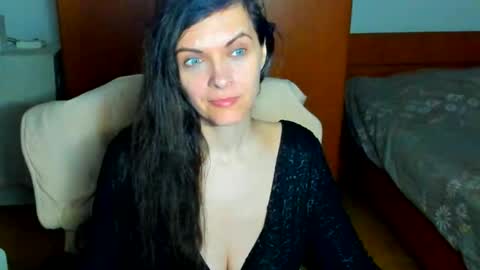 Snapshot of sexqueen1111 chatting on 11-23-25, 10:31 sexqueen1111 online show from 11-23-25, 10:31