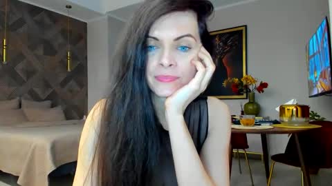 Snapshot of sexqueen1111 chatting on 12-01-25, 12:32 sexqueen1111 online show from 12-01-25, 12:32