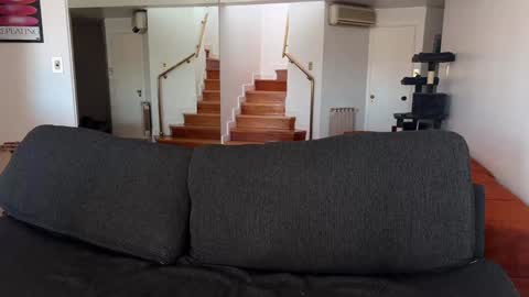 Andrea online show from 11-11-25, 04:07