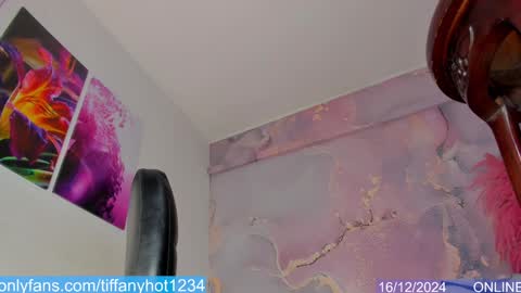 Tifanny Benitez  online show from 12-16-24, 09:31