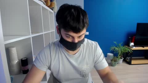 Snapshot of sexxxdickbig chatting on 01-26-25, 07:09 Tommy online show from 01-26-25, 07:09