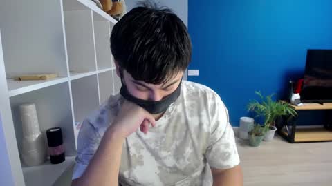 Snapshot of sexxxdickbig chatting on 01-27-25, 07:03 Tommy online show from 01-27-25, 07:03