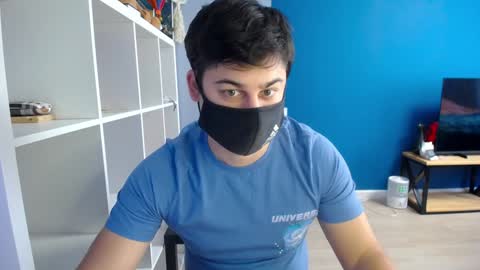 Snapshot of sexxxdickbig chatting on 02-02-25, 08:46 Tommy online show from 02-02-25, 08:46