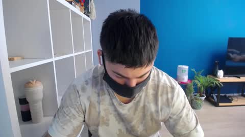 Snapshot of sexxxdickbig chatting on 02-14-25, 08:52 Tommy online show from 02-14-25, 08:52