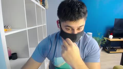 Snapshot of sexxxdickbig chatting on 02-23-25, 07:17 Tommy online show from 02-23-25, 07:17