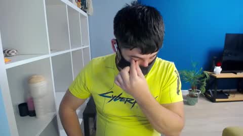 Snapshot of sexxxdickbig chatting on 02-25-25, 07:25 Tommy online show from 02-25-25, 07:25
