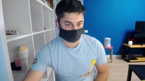 Snapshot of sexxxdickbig chatting on 03-02-25, 02:21 Tommy online show from 03-02-25, 02:21