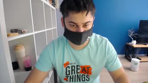 Snapshot of sexxxdickbig chatting on 03-10-25, 07:32 Tommy online show from 03-10-25, 07:32