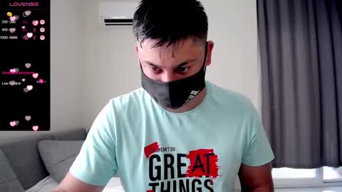 Snapshot of sexxxdickbig chatting on 09-14-25, 09:08 Tommy online show from 09-14-25, 09:08