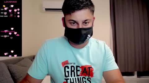 Snapshot of sexxxdickbig chatting on 09-26-25, 06:56 Tommy online show from 09-26-25, 06:56