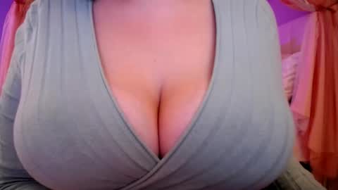 Princess online show from 09-27-25, 02:38