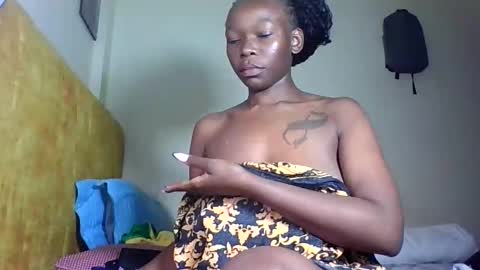 Snapshot of sexxy_goddes chatting on 02-16-26, 02:02 skylar online show from 02-16-26, 02:02