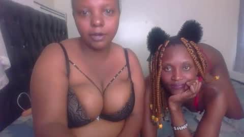 Sexxy surphire online show from 09-26-25, 06:17
