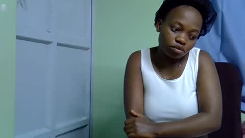 Snapshot of sexxybuttie chatting on 02-03-26, 02:53 African Queen online show from 02-03-26, 02:53