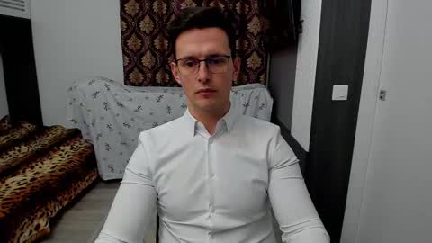 Sexxymuscles4U online show from 03-11-25, 05:13