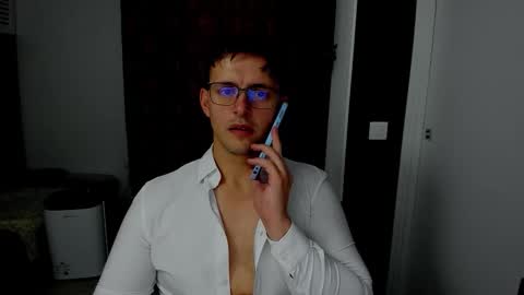 Snapshot of sexxymuscles4u chatting on 11-14-25, 12:04 Sexxymuscles4U online show from 11-14-25, 12:04