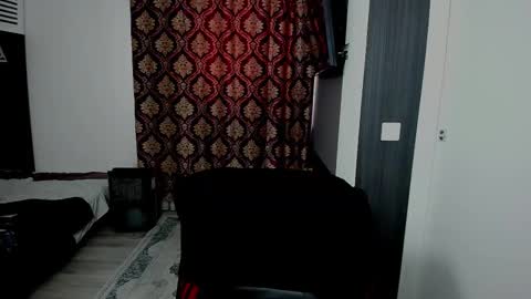 Snapshot of sexxymuscles4u chatting on 11-24-25, 09:09 Sexxymuscles4U online show from 11-24-25, 09:09