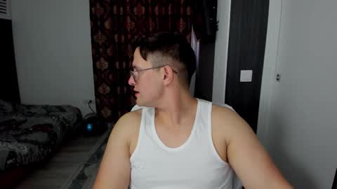 Sexxymuscles4U online show from 02-12-26, 02:12