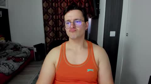 Sexxymuscles4U online show from 03-01-26, 11:56