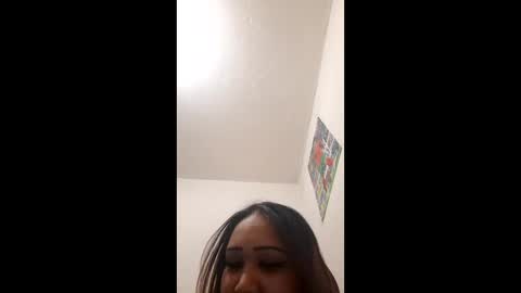 Snapshot of sexy182687 chatting on 03-04-26, 05:02 sexy182687 online show from 03-04-26, 05:02