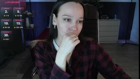 Alexia online show from 11-16-25, 02:11