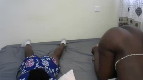 sexy_apple2 online show from 10-14-25, 12:17