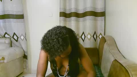 Ariana online show from 11-22-25, 12:59