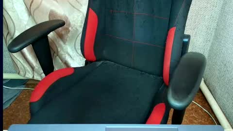 Jessica  Face only in pvt or in snapchat Dont ask more.... online show from 09-17-25, 11:45