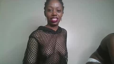 sexy_banny4 online show from 01-14-26, 12:55