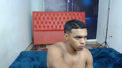 sexy_bigcock01 online show from 12-14-24, 02:23