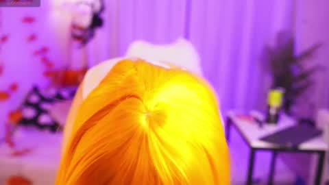 Snapshot of sexy_blonde_doll chatting on 10-22-25, 11:48 Lina online show from 10-22-25, 11:48