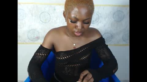 sexy_bluey247 online show from 10-10-25, 09:03