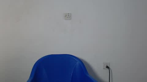 sexy_bluey247 online show from 04-08-26, 06:08