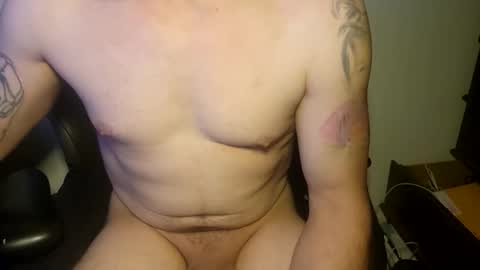 Snapshot of sexy_cayden chatting on 12-16-25, 10:37 Cayden online show from 12-16-25, 10:37