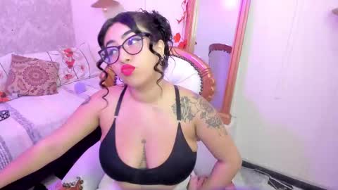  C R I S T A L  online show from 02-10-25, 08:31